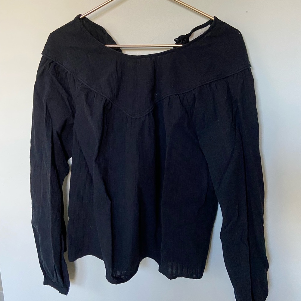 Universal thread black cotton top